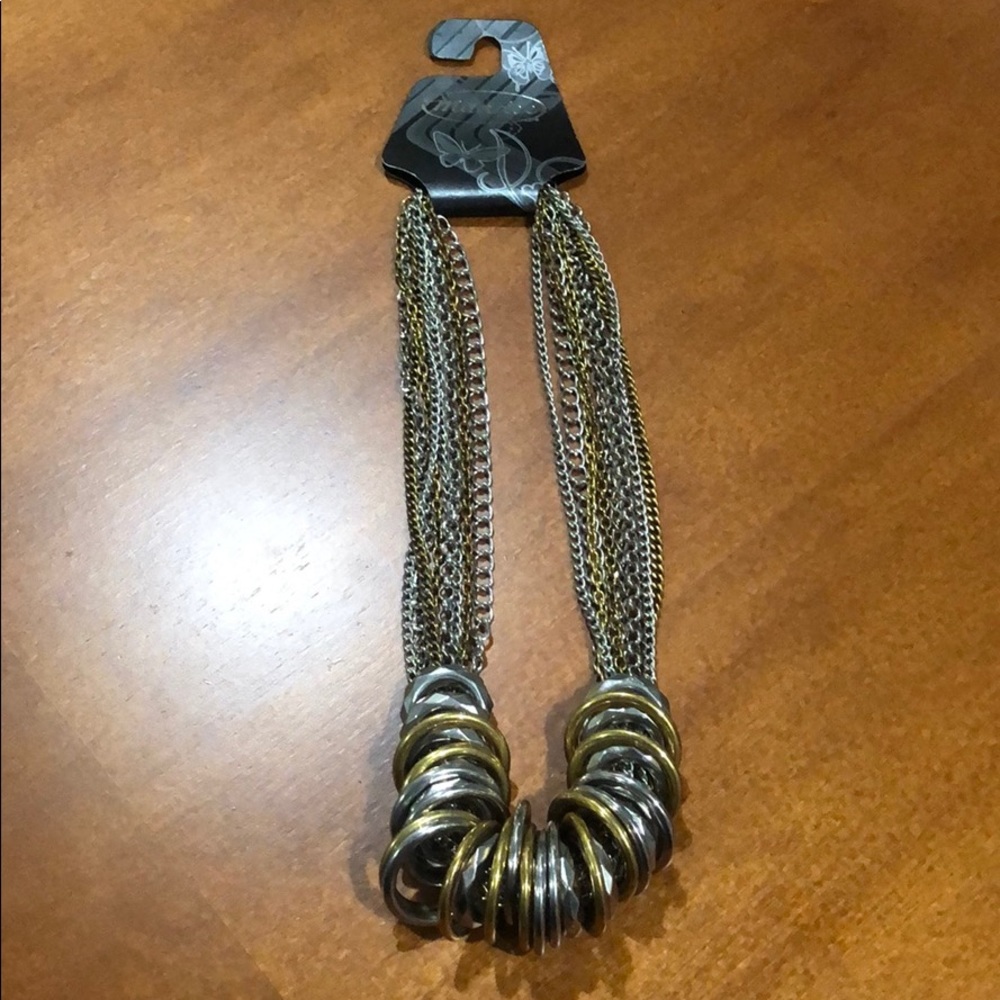 Costume jewelry necklace